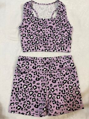 NWOT girls Lilac Leopard Print Sports Bra and Shorts athletic Set 12